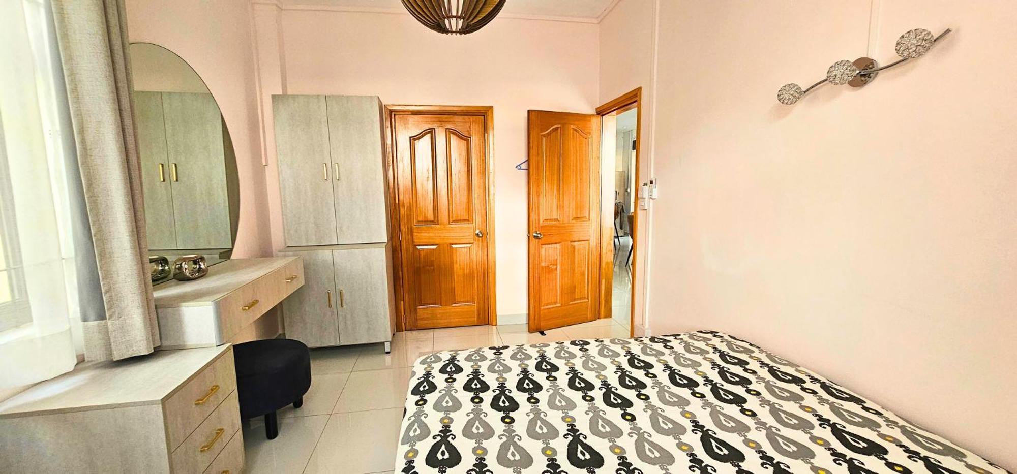 شقة Zen Retreat With Stunning Sea Views And Sunsets Flic-en-Flacq المظهر الخارجي الصورة