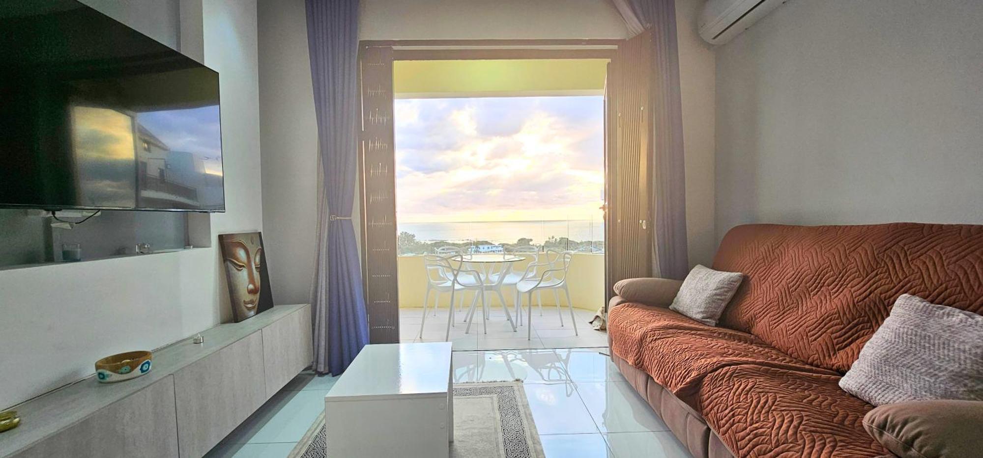 شقة Zen Retreat With Stunning Sea Views And Sunsets Flic-en-Flacq المظهر الخارجي الصورة